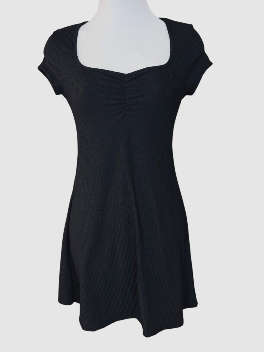 See You Monday Short Sleeve Black Ribbed Knit Ruched Front Mini Dress M NWOT